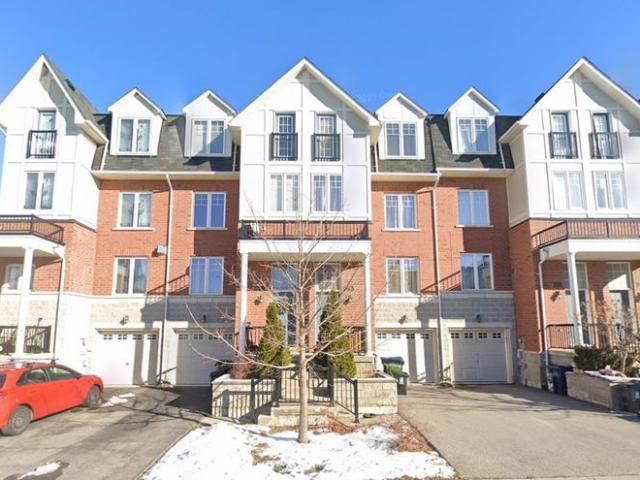 Townhouse for rent in Woburn, Ontario