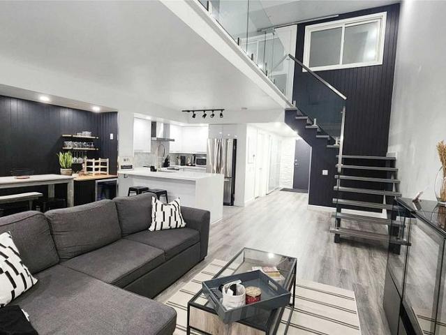 Apartment for rent in Etobicoke—Lakeshore, Toronto