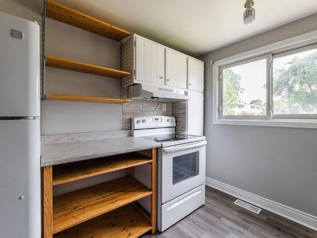 Apartment for rent in Mulhurst Bay, Ontario