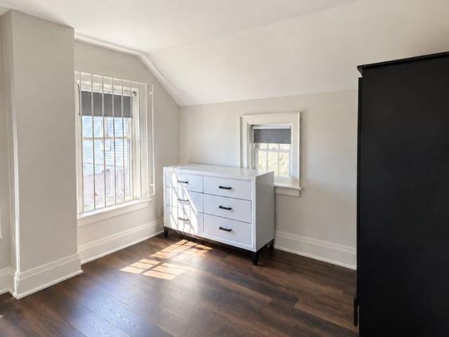 Apartment for rent in Kleinburg, Vaughan