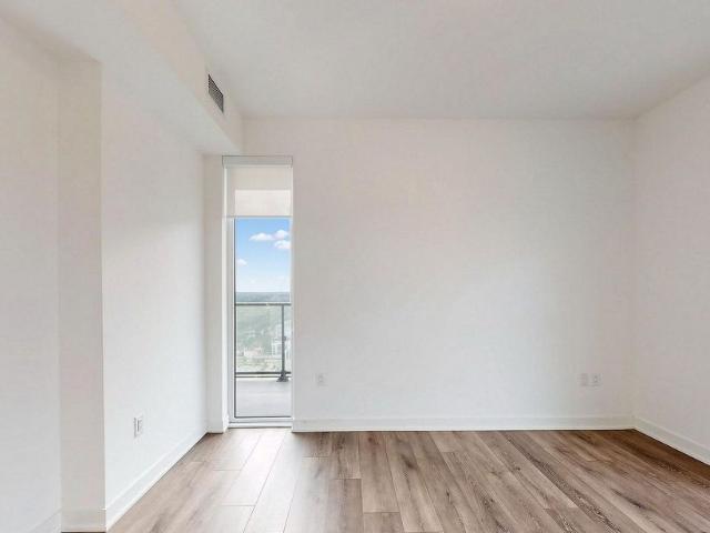 Apartment for rent in Richmond Hill, Golden Horseshoe