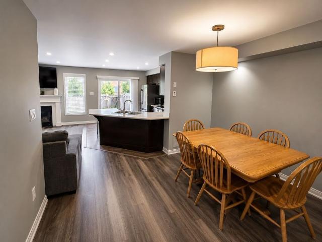 Townhouse for rent in Milton, Ontario