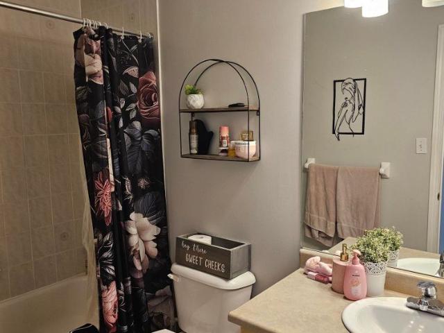 Apartment for rent in Durham, Ontario