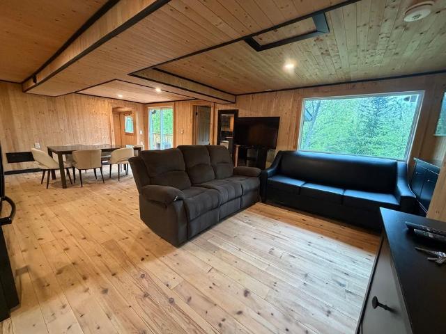 House for rent in Trent Lakes, Central Ontario