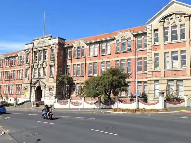 House for rent in Otakou