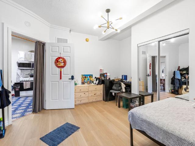Apartment for rent in Davenport, Toronto