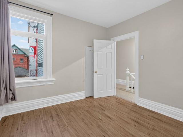 Townhouse for rent in Somerset, Ottawa
