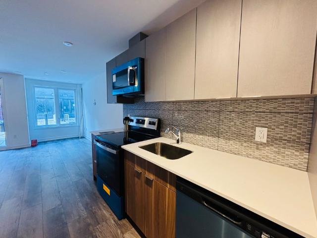 Townhouse for rent in Richmond Hill, Ontario