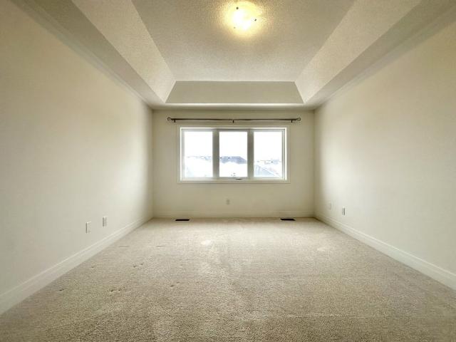 Townhouse for rent in Holland Landing, Golden Horseshoe