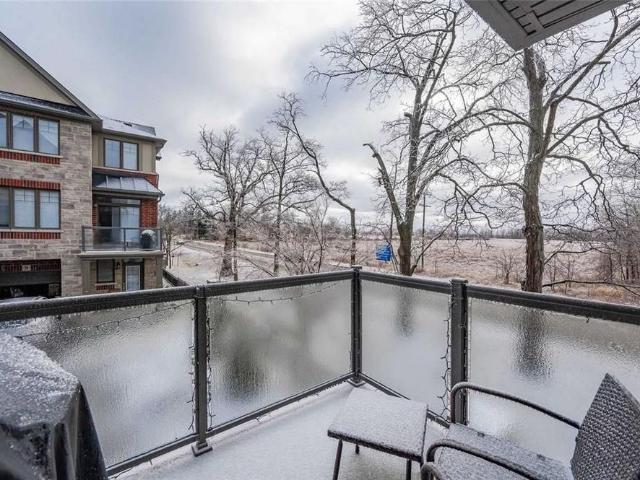 Townhouse for rent in Ancaster, Ontario