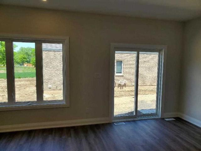 Townhouse for rent in Welland, Golden Horseshoe