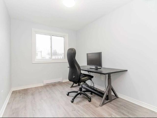 Apartment for rent in Durham, Ontario