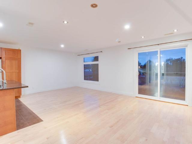 Apartment for rent in Mulhurst Bay, Ontario