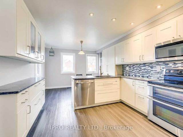 Townhouse for rent in Oakville, Ontario