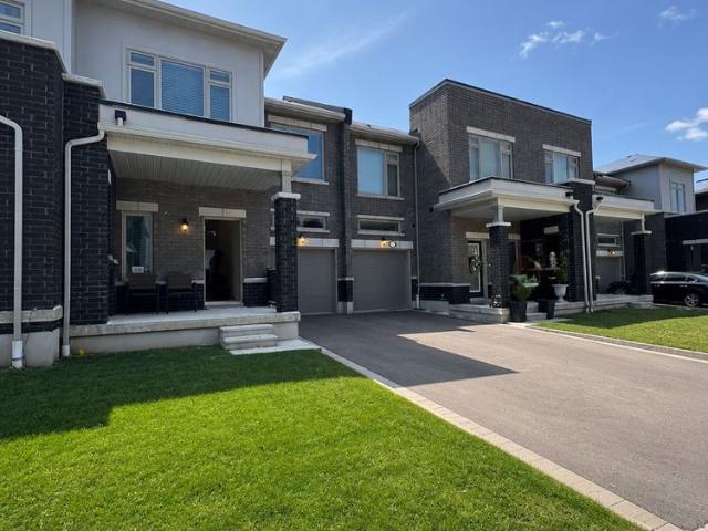 Townhouse for rent in Durham, Ontario