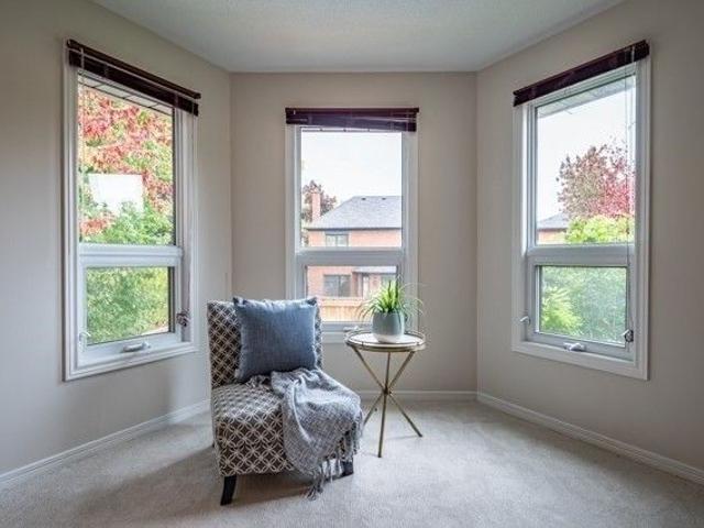 House for rent in Oakville, Golden Horseshoe