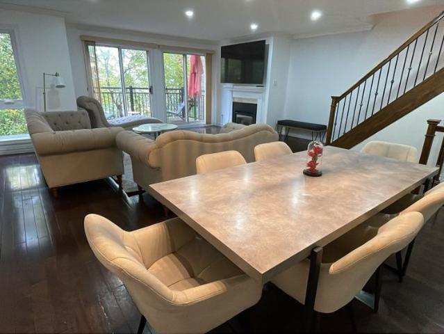 Apartment for rent in Castle Green, Oakville