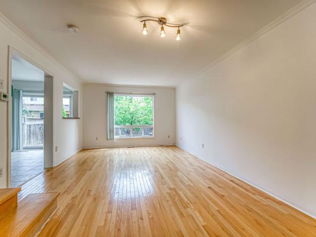 Townhouse for rent in Milton, Ontario