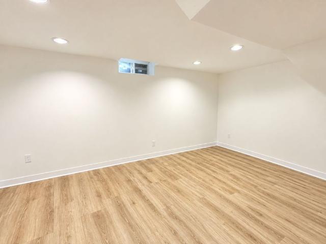 House for rent in Oakville, Ontario