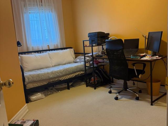 Townhouse for rent in Oakville, Ontario