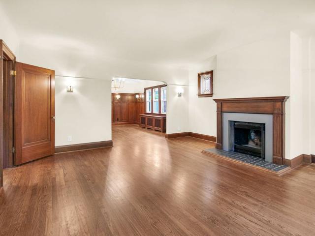 Apartment for rent in Toronto—St. Paul's, Toronto