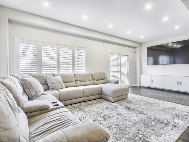 Townhouse for rent in Ancaster, Ontario
