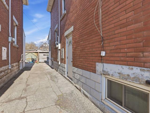 House for rent in Ancaster, Ontario