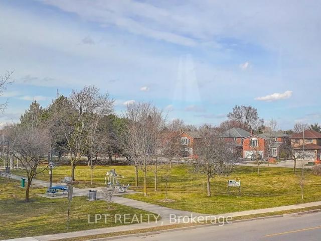 House for rent in Richmond Hill, Golden Horseshoe