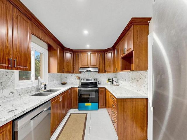House for rent in Georgina, Ontario