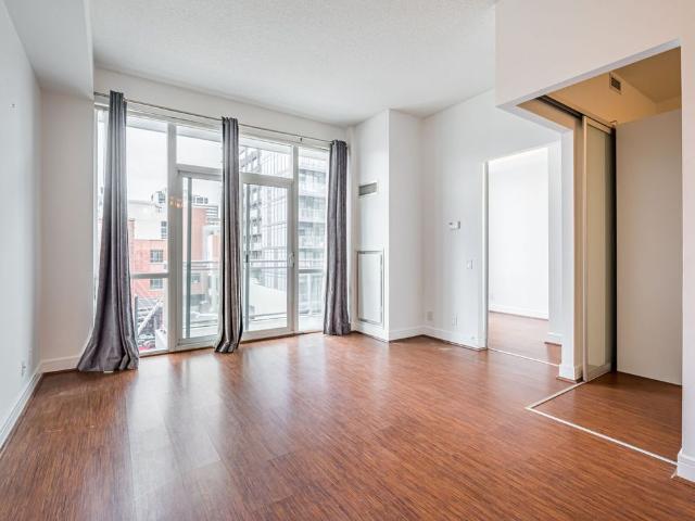 Apartment for rent in Toronto Centre, Toronto