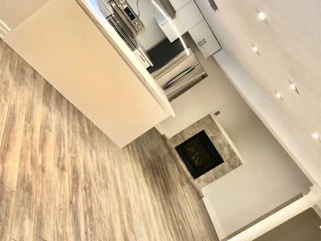 Apartment for rent in Elgin Mills, Richmond Hill