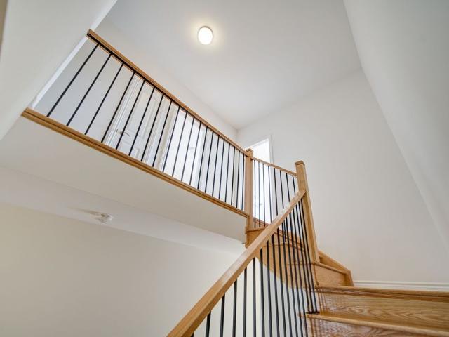 Townhouse for rent in Oakville, Golden Horseshoe