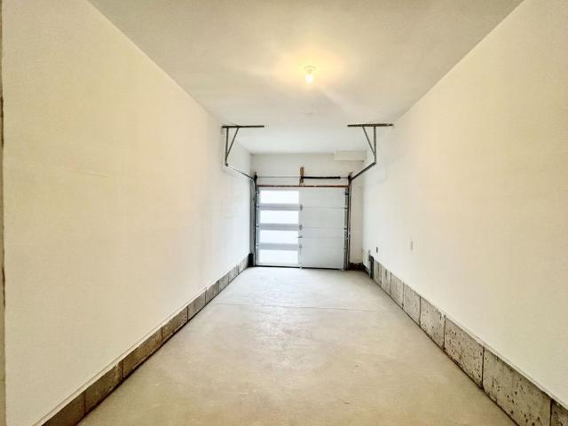 Townhouse for rent in Oakville, Ontario