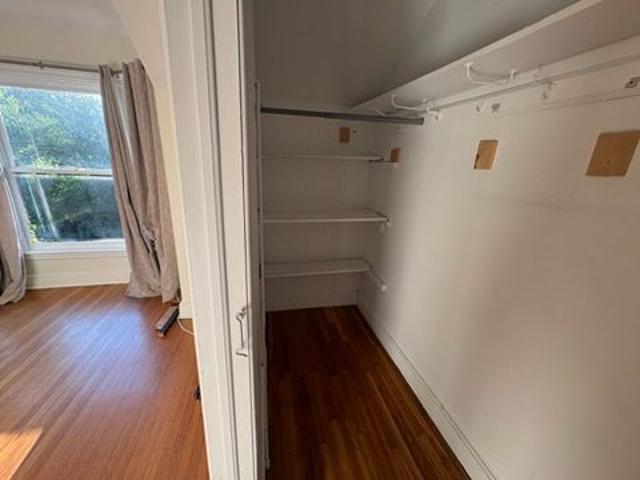 Apartment for rent in Ancaster, Ontario