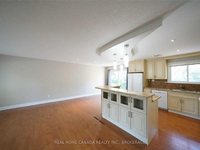 House for rent in Oakville, Ontario