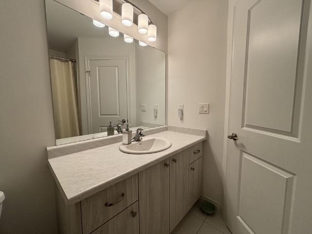 Townhouse for rent in Ancaster, Ontario
