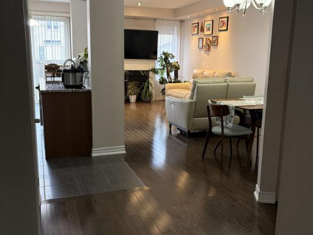 Townhouse for rent in Caledon, Ontario