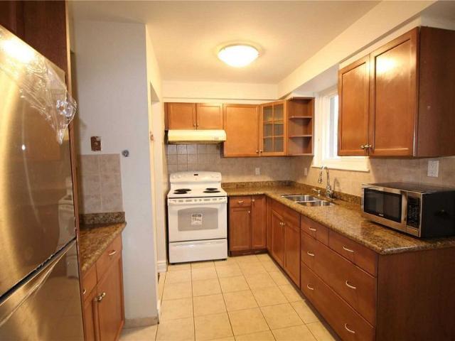 House for rent in Georgina, Ontario