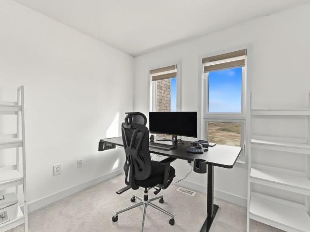 Townhouse for rent in Barrie, Central Ontario