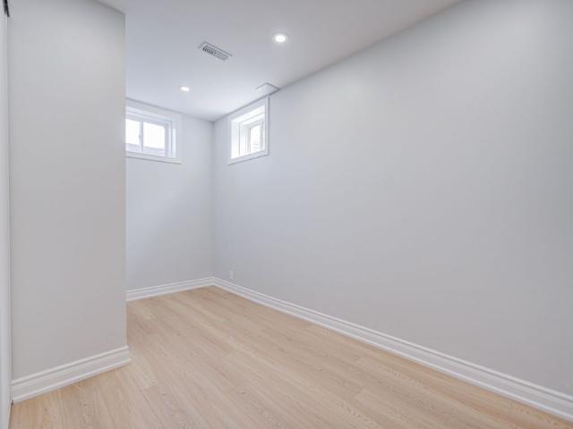 House for rent in Oakville, Ontario