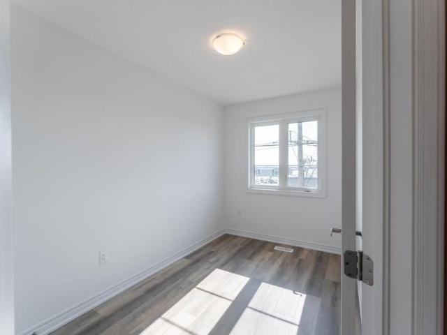 Townhouse for rent in County Of Brant, Ontario