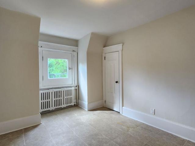 Apartment for rent in Mulhurst Bay, Ontario
