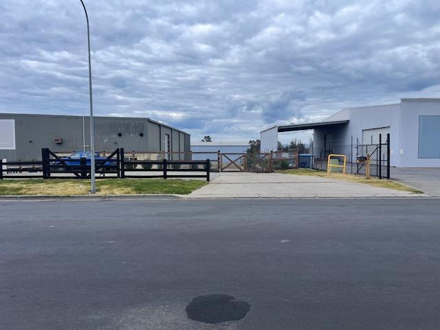 Warehouse for rent in Bathurst, New South Wales