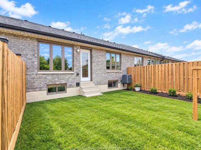 Townhouse for rent in Devonshire, Windsor