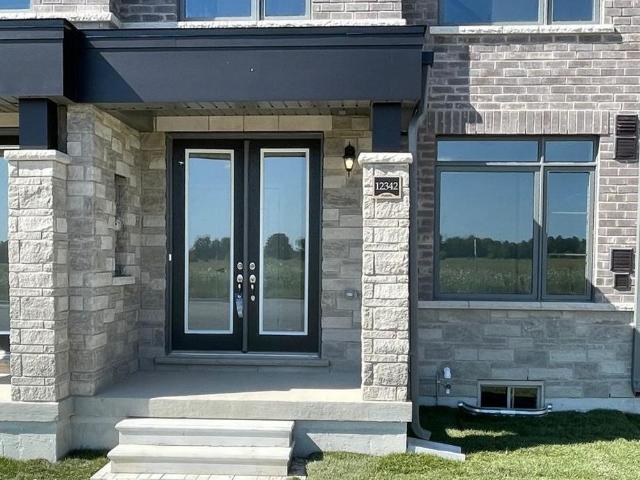 Townhouse for rent in Caledon, Ontario