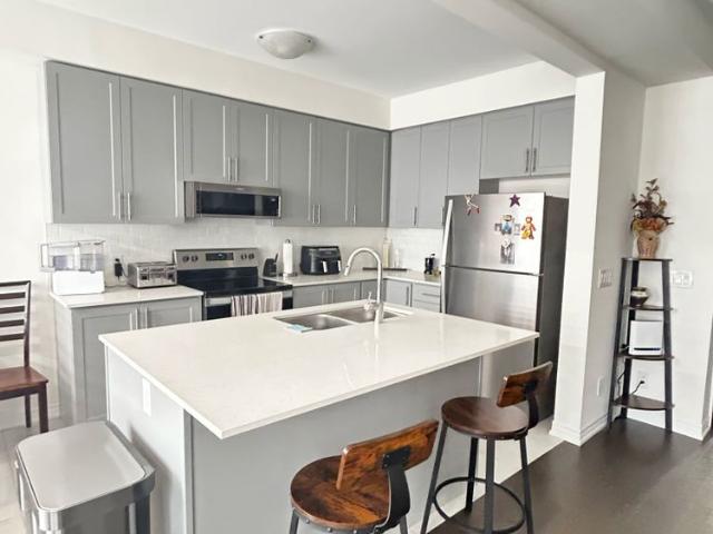 Townhouse for rent in Huron South, Kitchener