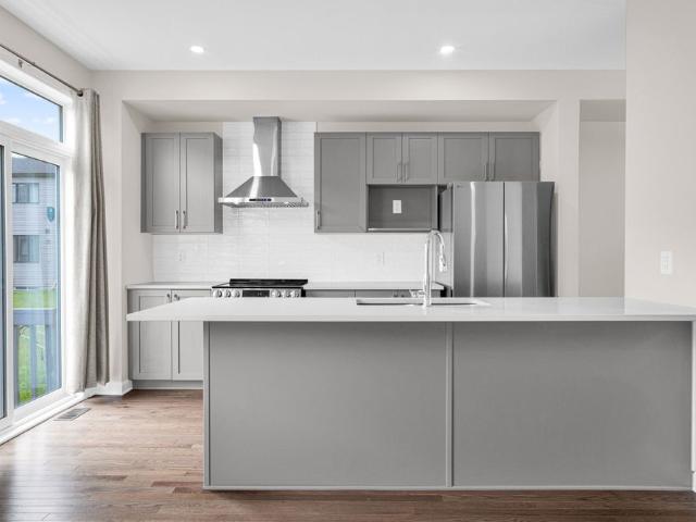 Townhouse for rent in Barrhaven West, Ottawa
