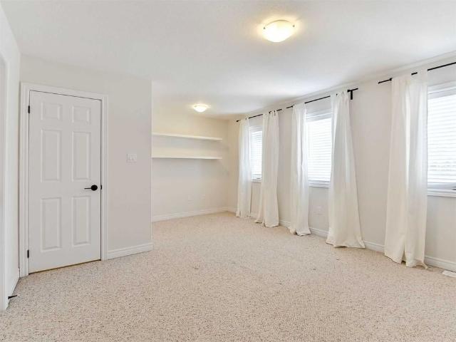 Townhouse for rent in Dufferin, Ontario