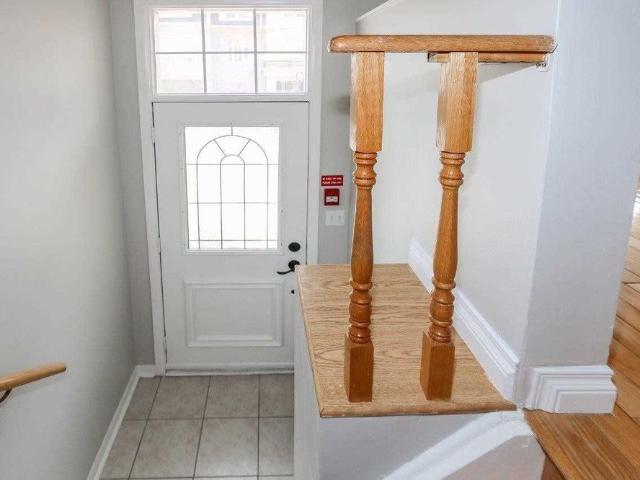 Townhouse for rent in Pickering, Golden Horseshoe
