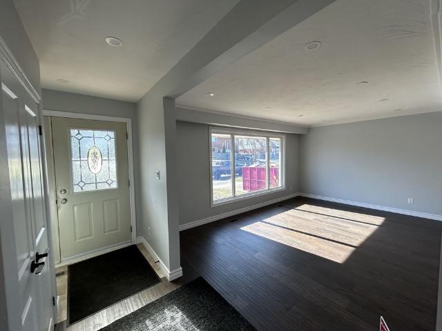 House for rent in Vanier, Oshawa